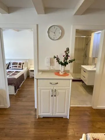 Apartment Concetta Cres 0*,